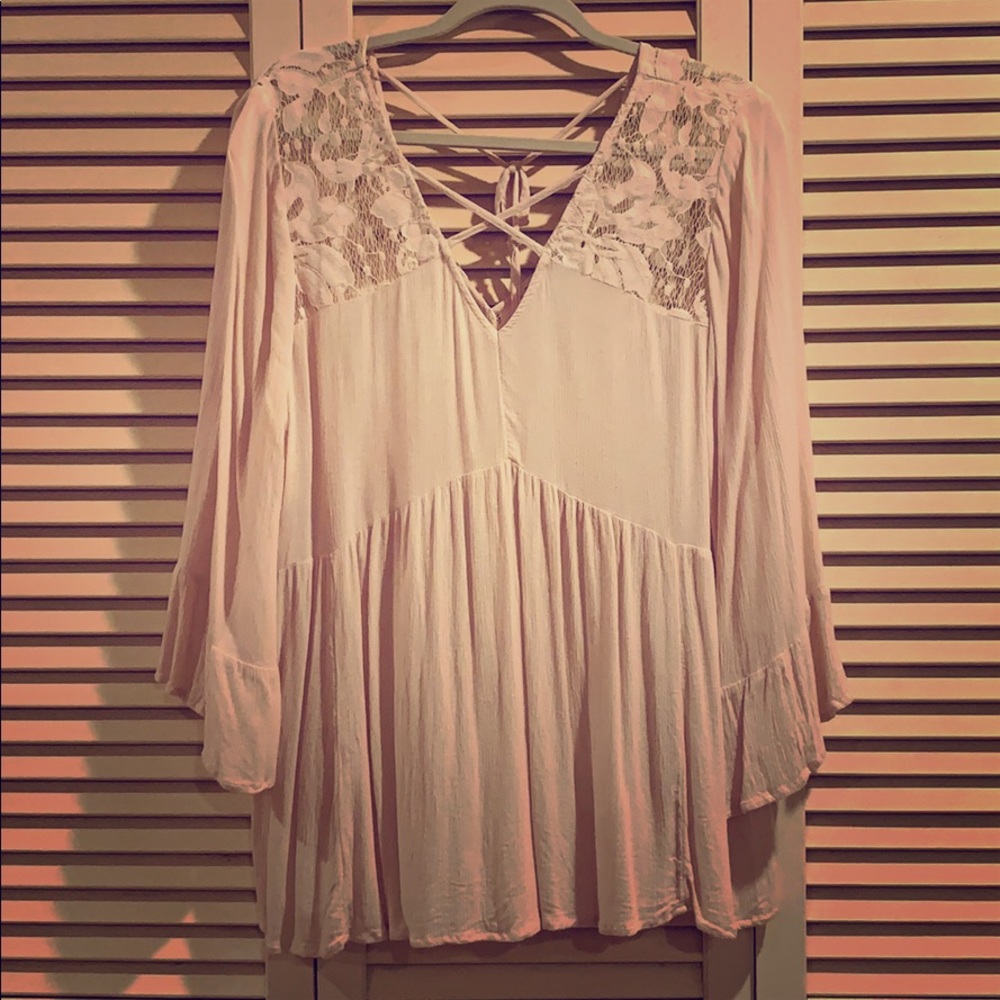 AE Bell Sleeve Peasant Top with Lace - size XL